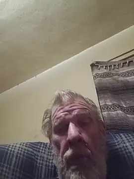 Snapshot of cmagic9 chatting on 01.15.26 cmagic9 online show from 01.15.26