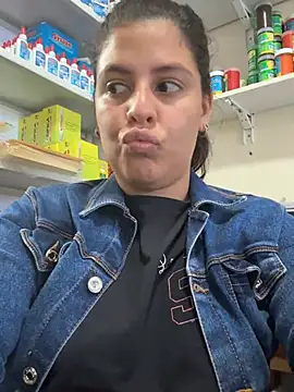 Snapshot of valelo chatting on 01.15.26 valelo online show from 01.15.26