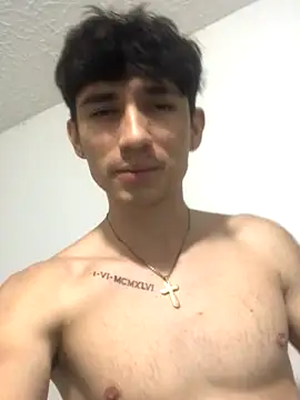 Snapshot of ChicoMaloFfF chatting on 10.11.25 ChicoMaloFfF online show from 10.11.25