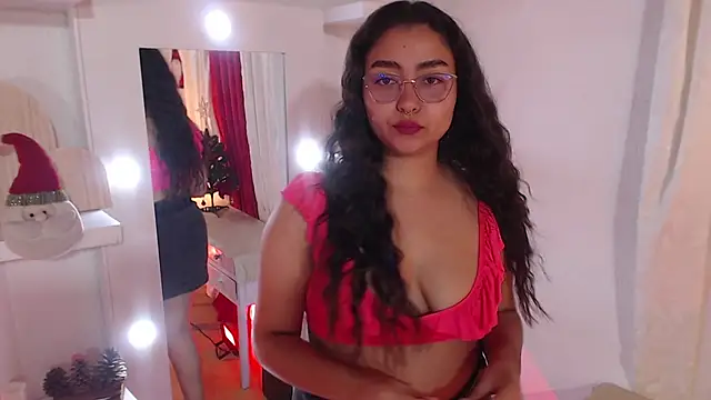  Kim  M online show from 12.22.25