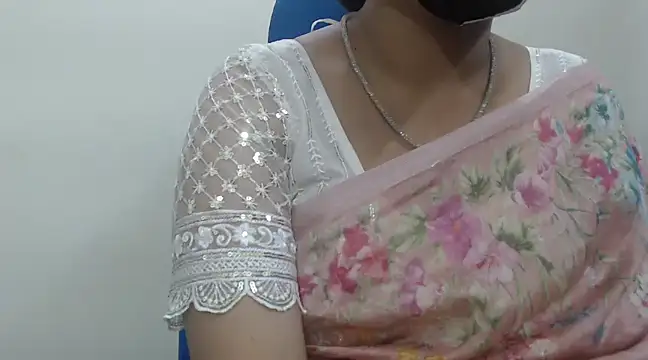 Lovely Siri 23 online show from 01.24.25