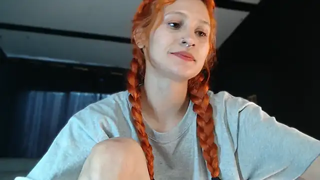 Snapshot of skinny_Raven chatting on 03.13.26 skinny Raven online show from 03.13.26