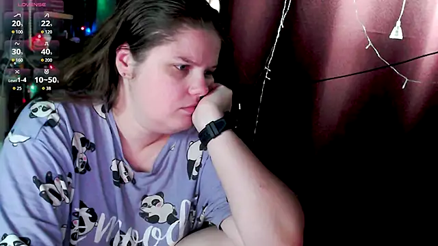 Snapshot of so_cute777 chatting on 10.21.25 so cute777 online show from 10.21.25