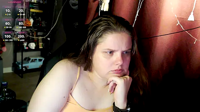 Snapshot of so_cute777 chatting on 10.22.25 so cute777 online show from 10.22.25