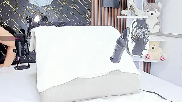  julyy  online show from 10.30.25