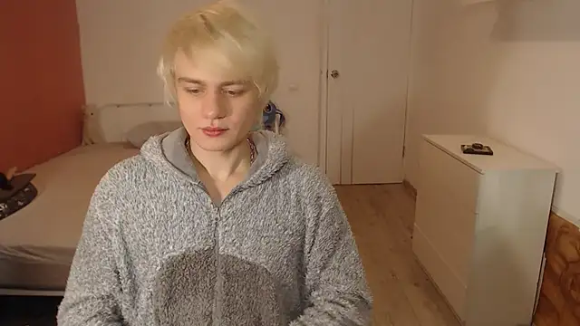 Oliver sweet  online show from 01.16.26