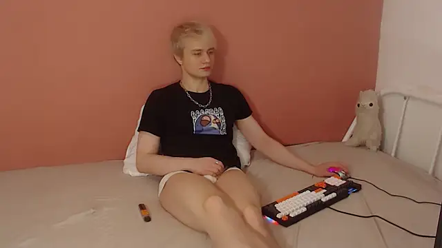 Oliver sweet  online show from 03.22.26