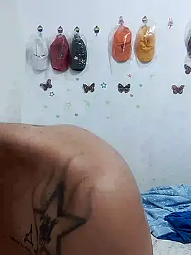 Snapshot of Somospareja1987 chatting on 09.22.25 Somospareja1987 online show from 09.22.25