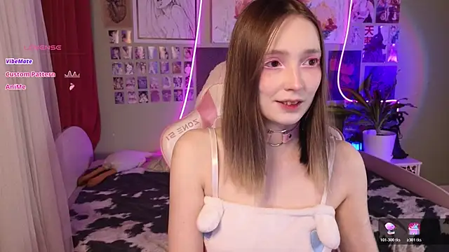 Snapshot of Evie_Ro chatting on 04.21.26 Evie Ro online show from 04.21.26