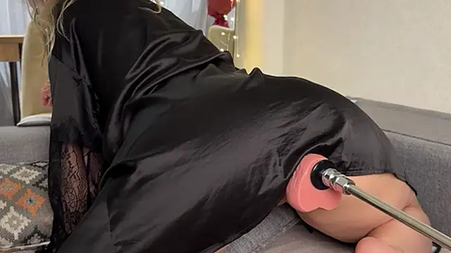 Snapshot of mommy_nadin chatting on 02.23.26 mommy nadin online show from 02.23.26