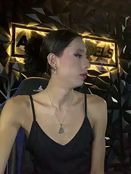 Snapshot of alicee_salvatore chatting on 02.03.26 alicee salvatore online show from 02.03.26