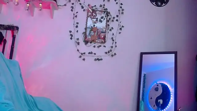 Eve Blue77 online show from 09.20.25