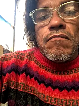 Snapshot of kvr27 chatting on 10.06.25 kvr27 online show from 10.06.25