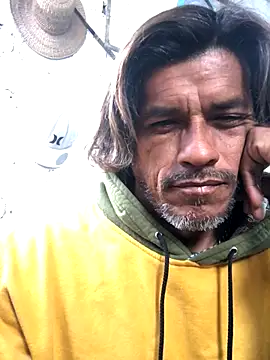 Snapshot of kvr27 chatting on 10.12.25 kvr27 online show from 10.12.25