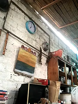 Snapshot of kvr27 chatting on 11.09.25 kvr27 online show from 11.09.25