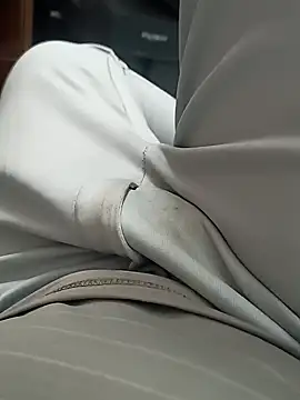 u wan me online show from 02.18.25