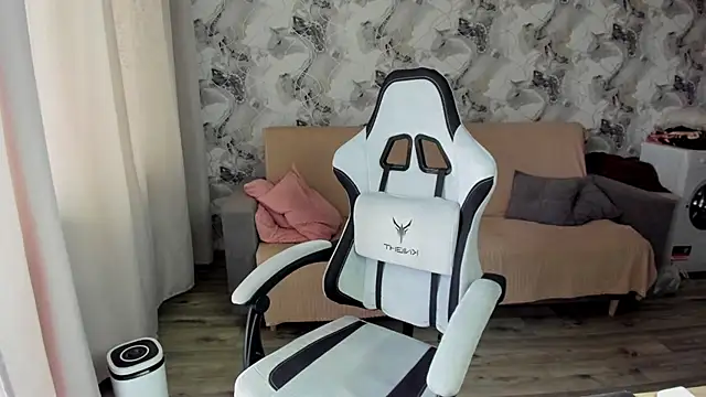 Lis Kollen online show from 09.28.25