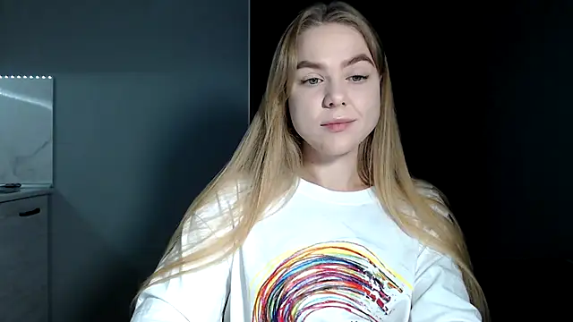 Snapshot of Sunbeam_ chatting on 11.15.25 Sunbeam online show from 11.15.25