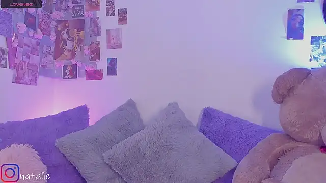 Snapshot of natalie_jaensen chatting on 09.22.25 natalie jaensen online show from 09.22.25