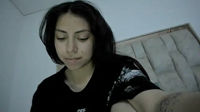 Snapshot of natalie_jaensen chatting on 11.10.25 natalie jaensen online show from 11.10.25