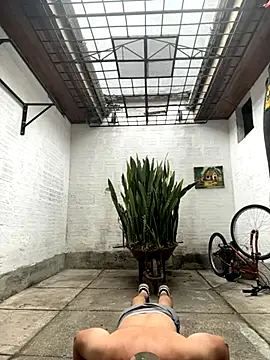 oliver price1 online show from 10.08.25