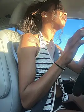 mismialove online show from 04.15.26