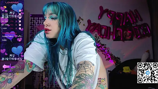 Snapshot of Silvia_Santorskii chatting on 09.28.25 Silvia Santorskii online show from 09.28.25