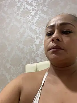 Snapshot of sofia_xxx02 chatting on 02.14.25 sofia xxx02 online show from 02.14.25