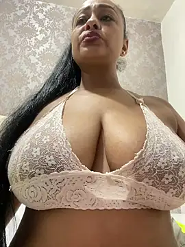 Snapshot of sofia_xxx02 chatting on 02.15.25 sofia xxx02 online show from 02.15.25