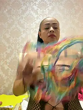 Snapshot of sofia_xxx02 chatting on 10.06.25 sofia xxx02 online show from 10.06.25