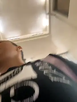 Snapshot of sofia_xxx02 chatting on 10.15.25 sofia xxx02 online show from 10.15.25