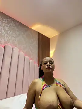 Snapshot of sofia_xxx02 chatting on 06.03.26 sofia xxx02 online show from 06.03.26
