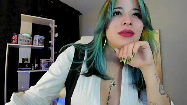 Laughing Naty online show from 12.19.24