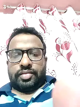 Snapshot of Sammy6432 chatting on 10.29.25 Sammy6432 online show from 10.29.25