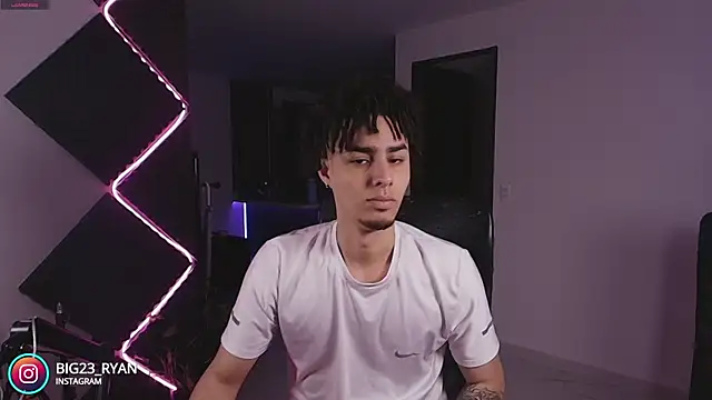 bigryann23 online show from 11.24.25