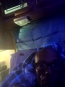 lelandm77 online show from 04.23.26